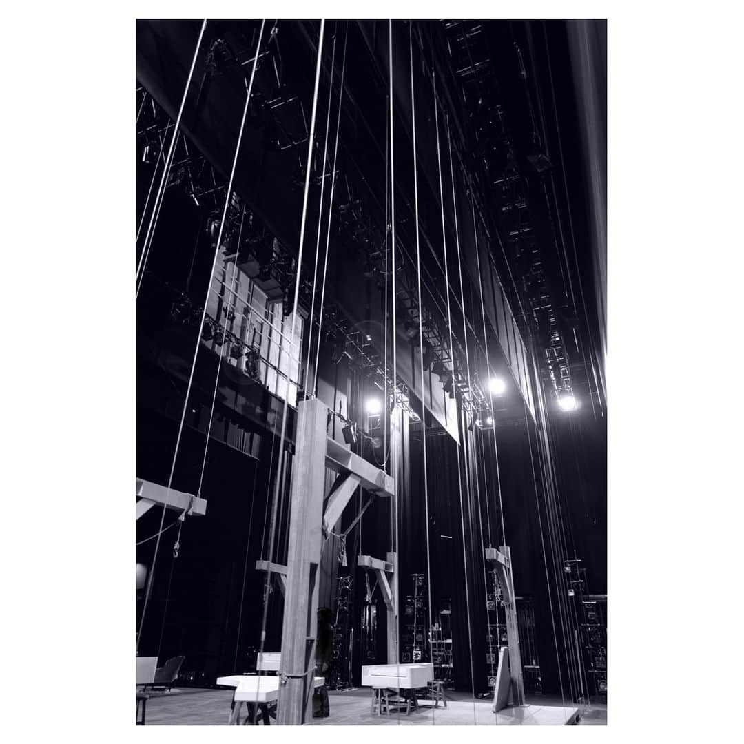 稲垣吾郎さんのインスタグラム写真 - (稲垣吾郎Instagram)「まるでピアノの内部、ベートーヴェンの脳内。」1月10日 12時18分 - goro_inagaki_official
