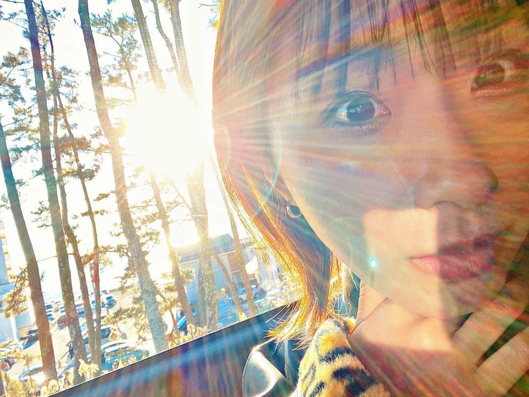 津田菜都美のインスタグラム：「* Rising Sun🧡🧡早朝からお仕事‪‪☺︎‬お疲れさんでした‪‪～！‬ #RisingSun#朝日が綺麗#陽はまた昇る」