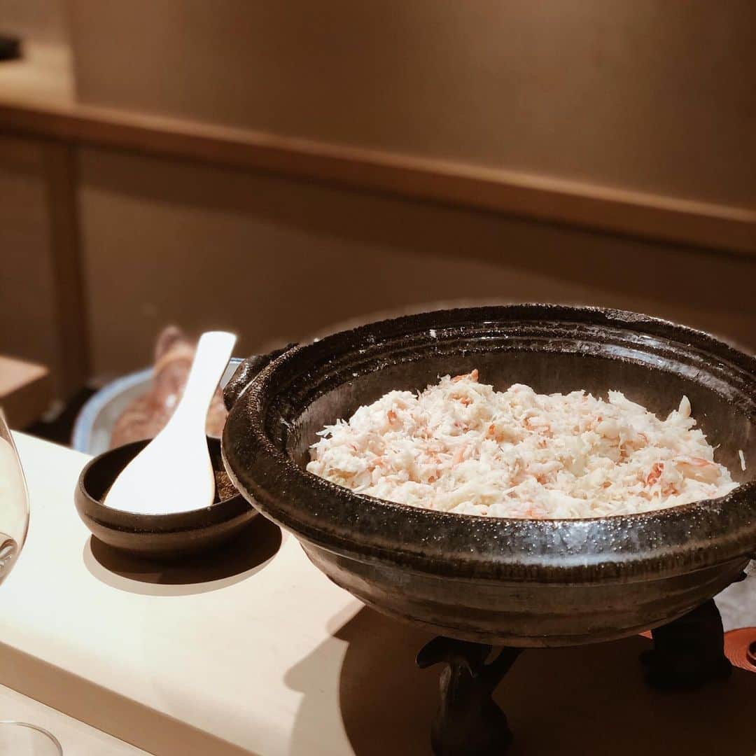 emiminのインスタグラム：「福岡って本当美味しい ご飯屋さんばっかり💕💕  この日本酒飲みやすくて美味しかった🍶 最近やっと日本酒美味しいと思える様になってきた🤫🍶 #白金にし田」