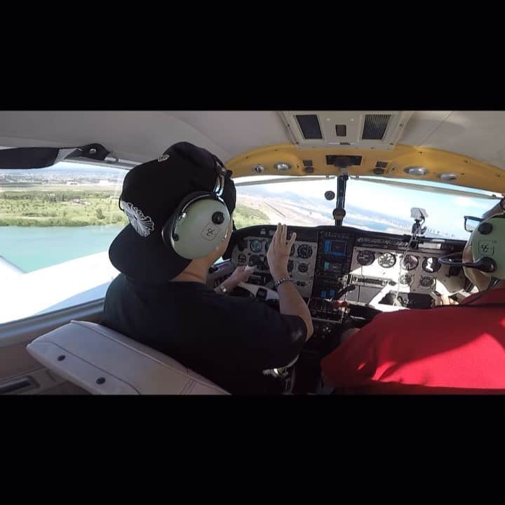のインスタグラム：「着陸します✈︎ 着陸訓練したい✈︎ #OJT #FinalApproach」