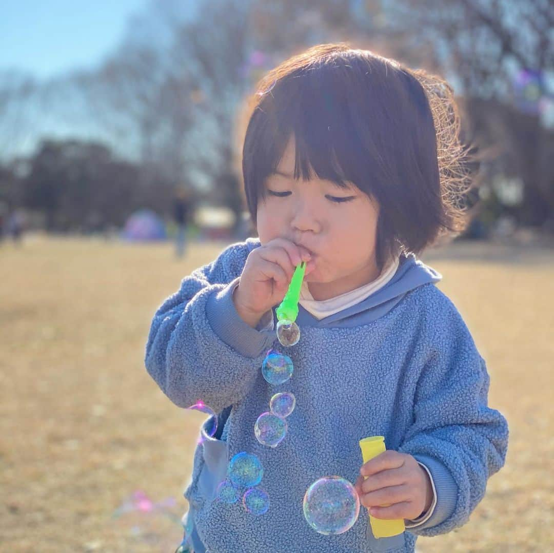 原口恵美のインスタグラム：「シャボン玉...🐣」