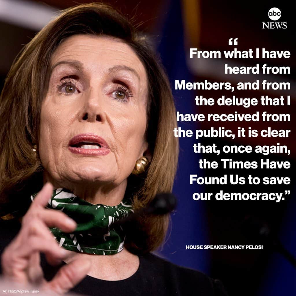 ABC Newsさんのインスタグラム写真 - (ABC NewsInstagram)「House Speaker Nancy Pelosi, in a new letter to Democrats, asked members to prepare to return to Washington this week — another signal that the House could take up and pass the impeachment article to the Senate after it is formally introduced on Monday. MORE AT LINK IN BIO.」1月10日 14時24分 - abcnews