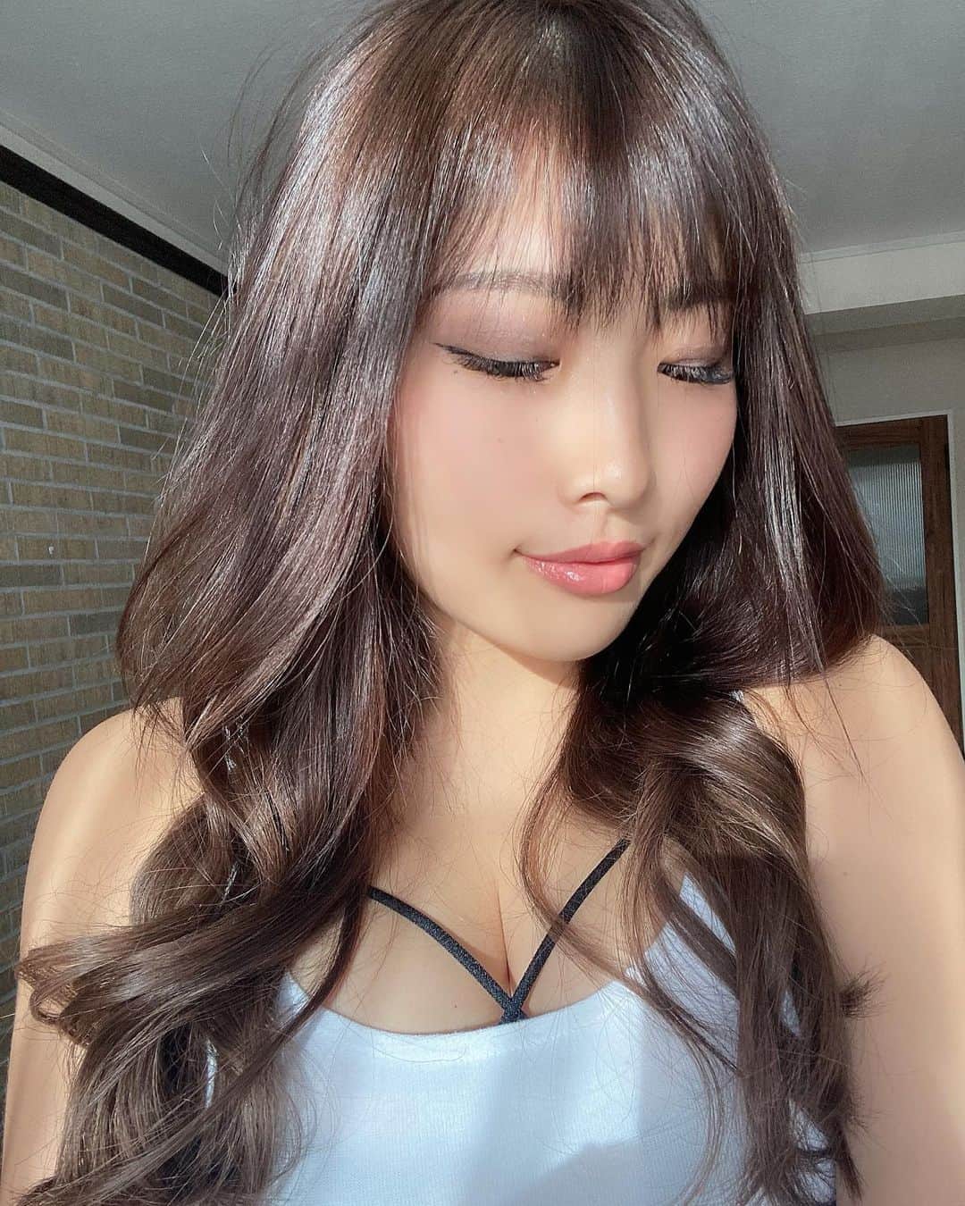  りさぶーさんのインスタグラム写真 - ( りさぶーInstagram)「初めて行った美容院で、 根っからの陽キャですねって言われたの めっちゃじわる。優しいお兄さんだった カラーうまい。有難うございました☺️✨ @masaki4128 @ankhcross_kichijoji  #アンククロス #ヘアメンテ」1月10日 15時06分 - risa_booo