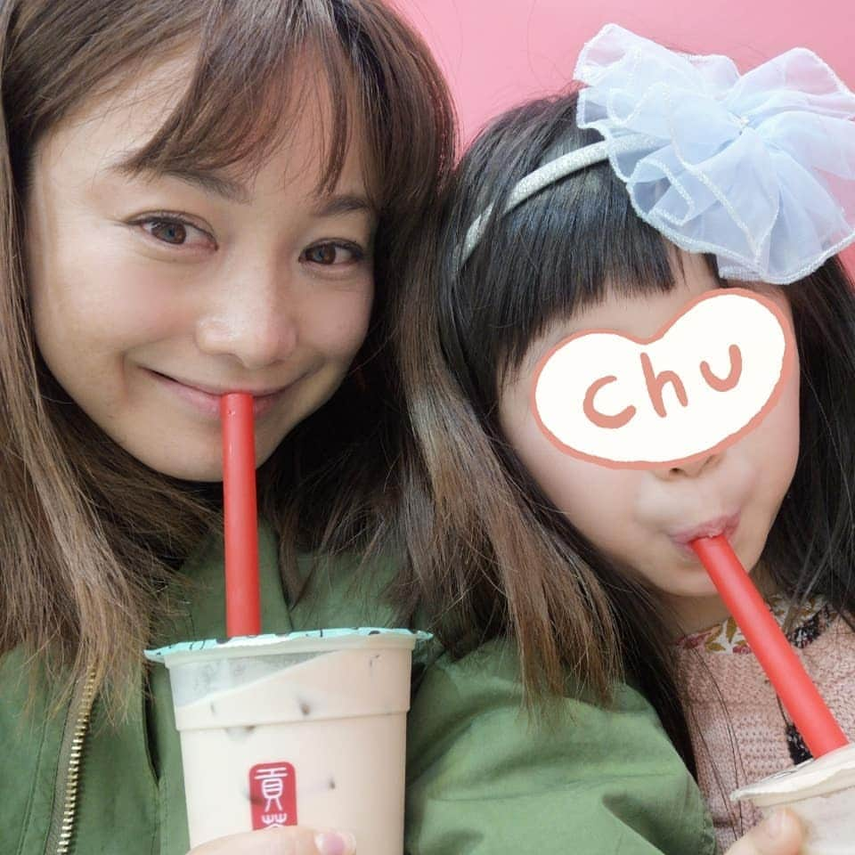 蛯原英里さんのインスタグラム写真 - (蛯原英里Instagram)「2人とも前髪カットしました✨ 娘は、後ろ髪も！ スッキリしたねー😊  #前髪カット #スッキリ #hair #短くなりました」1月10日 15時42分 - eriebihara