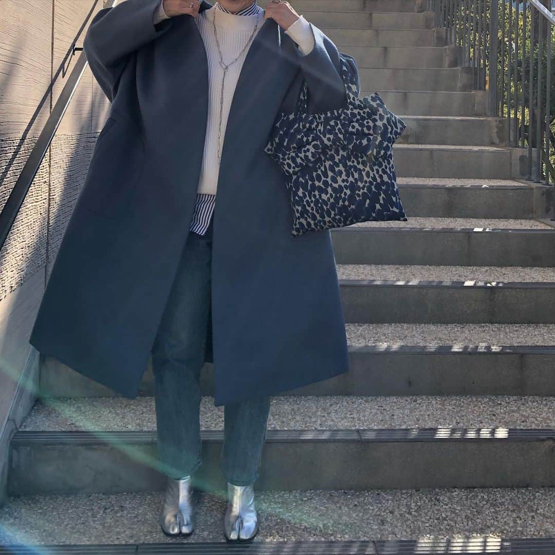 chikako0824のインスタグラム：「タビコーデ💙 洋服好きなので今年はたくさん投稿したいな。  #maisonmargiela  #ebure  #muguet  #cod」