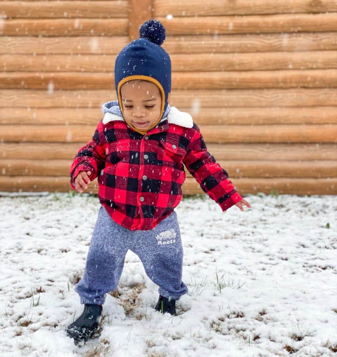ナターシャ・ヘイスティングスのインスタグラム：「❄️ day ☺️」