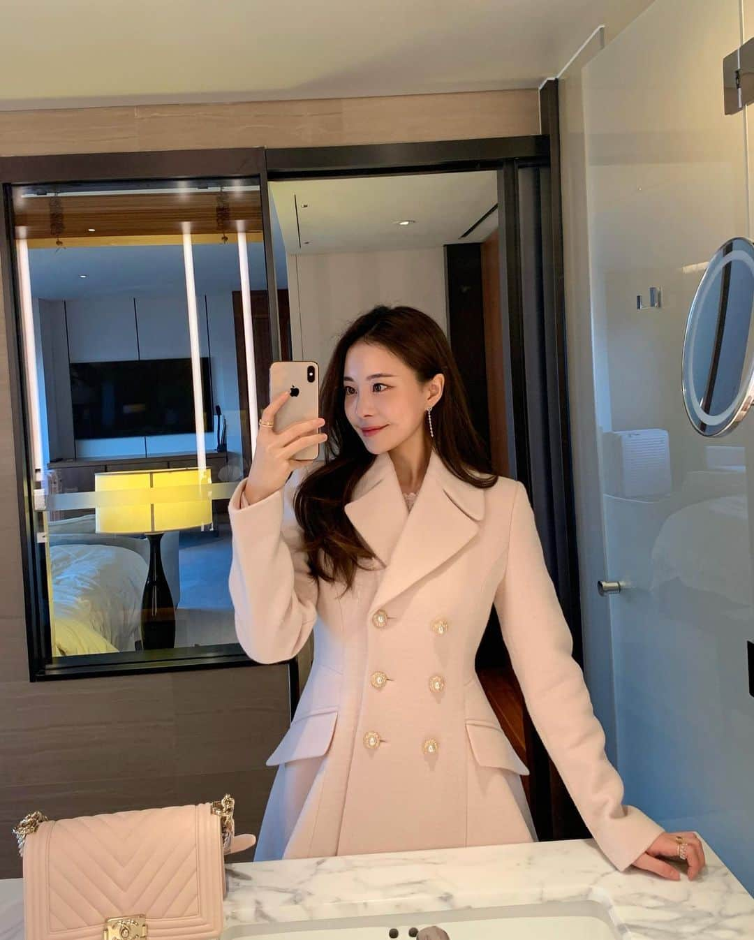 キム・ミニョンさんのインスタグラム写真 - (キム・ミニョンInstagram)「주말 끝!! 🥰」1月10日 18時32分 - minyoung_aori