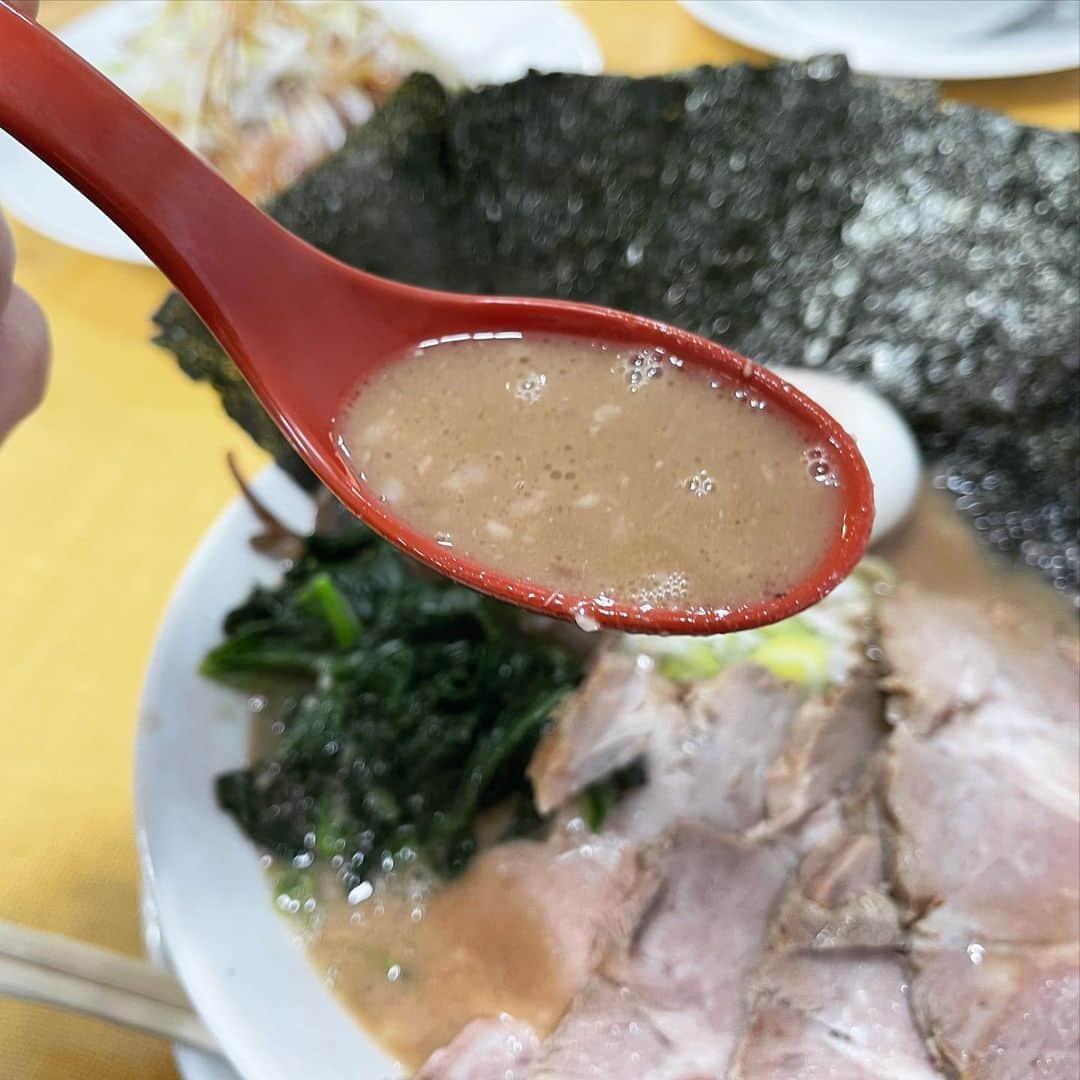 rasuさんのインスタグラム写真 - (rasuInstagram)「うますぎたよゆうちゃんラーメン！！！！」1月10日 18時44分 - rashu_eat