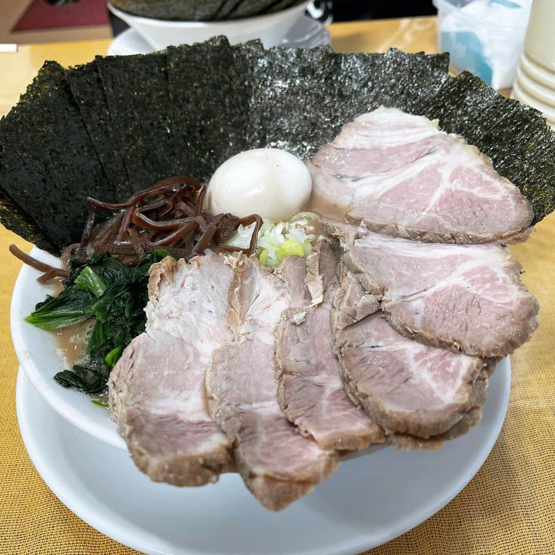 rasuさんのインスタグラム写真 - (rasuInstagram)「うますぎたよゆうちゃんラーメン！！！！」1月10日 18時44分 - rashu_eat