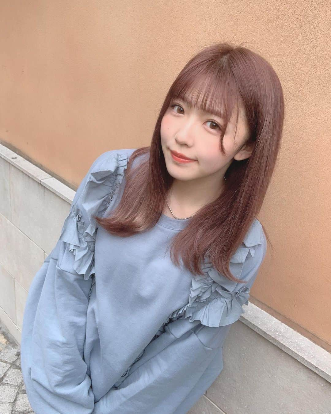 宇野みずきさんのインスタグラム写真 - (宇野みずきInstagram)「. 水色かわいい 🍬🍬 . . . #jouetie#code#fashion#フリルトップス#トレーナー#水色コーデ」1月10日 20時34分 - mi___candy