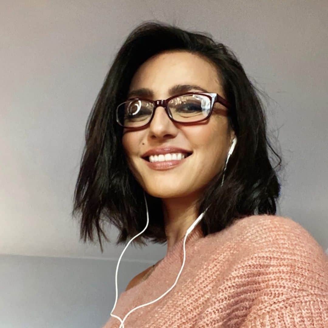 のインスタグラム：「Certe domeniche bisognose di auricolare #ilmiolatosinistro #ahahahaha  #arancione #brescia」