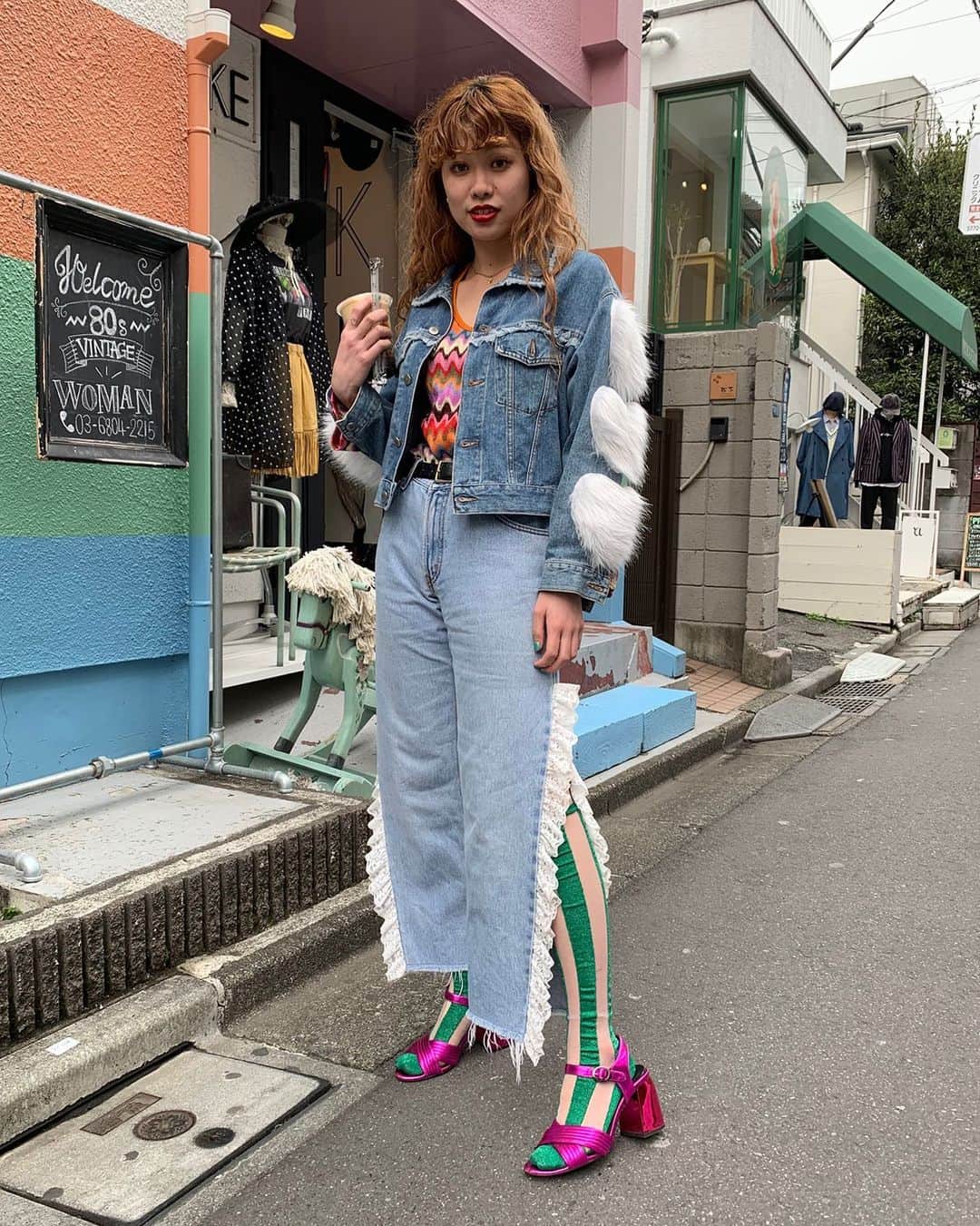 のインスタグラム：「- @mikkigiantbaby  03/2019﻿  @fruitsmag﻿ @aoki_street.1985﻿ ﻿ #FRUiTS_season2﻿ ﻿ #streetfashion_Harajuku_Tokyo_05/2019﻿ #streetfashion_Harajuku_Tokyo_2019﻿ #streetfashion_Harajuku_Tokyo ﻿ #streetfashion_Harajuku﻿ #streetfashion #streetstyle #Harjuku ﻿ #shoichi_aoki ﻿ ﻿ ﻿ shop﻿ ↓↓↓↓﻿ https://fruitsshop.theshop.jp/ ﻿ international shop﻿ ↓↓↓↓﻿ https://tokyofruits.com/  #street_eo #qingmuzhengyi #harajukustreetstyle #原宿街拍 #東京街拍 #东京街拍 #日本街拍 #原宿街头时尚 #东京街头时尚 #日本街头时尚 #原宿街頭時尚 #東京街頭時尚 #日本街頭時尚 #原宿潮人 #東京潮人 #东京潮人 #日本潮人」