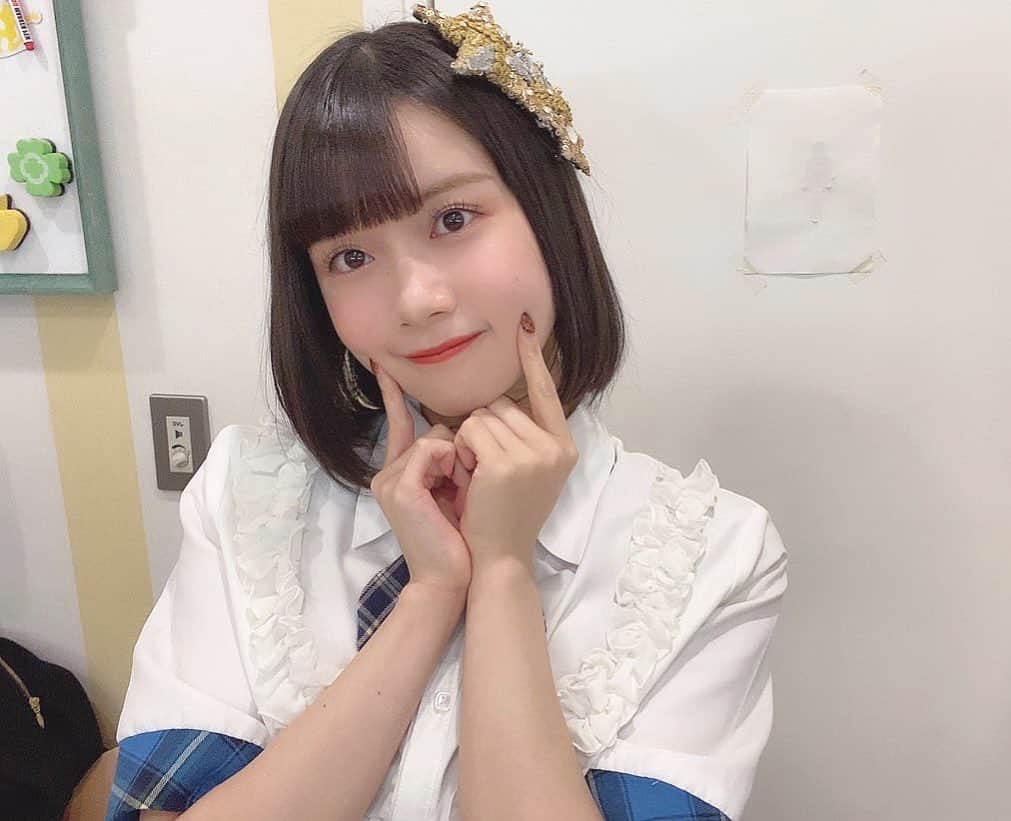 のインスタグラム：「・ ・ 今日の髪飾りは星でした💫 ・ #ボブ #黒髪ボブ #アイドル #アイドル衣装」