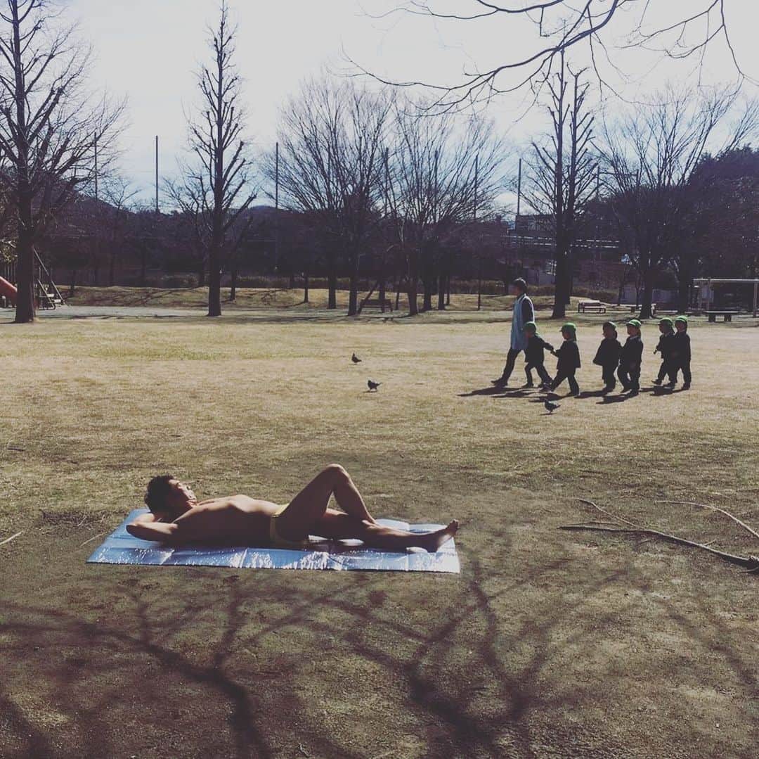 のインスタグラム：「ロケとは言え申し訳ないタイミングだったな  #フォルダ断捨離」
