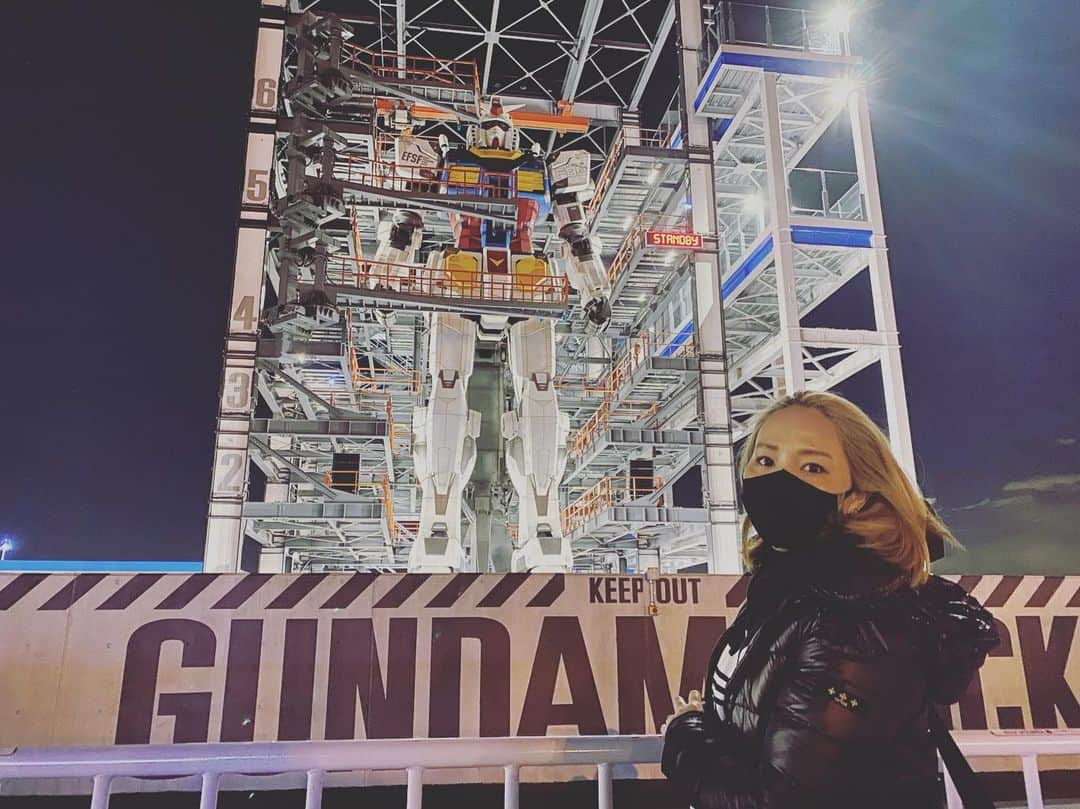 木村真野のインスタグラム：「#ガンダムファクトリーヨコハマ #ガンダム　#ちゃんと20時までには帰宅しました　#迫力に感動」