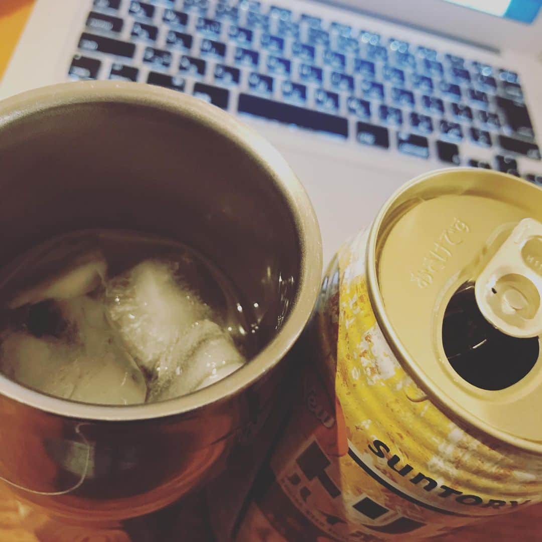 本多哲郎さんのインスタグラム写真 - (本多哲郎Instagram)「今日でお酒とは少しのお別れ  またワンマンLIVE後にお会いしましょう」1月10日 23時51分 - hane_tetsu