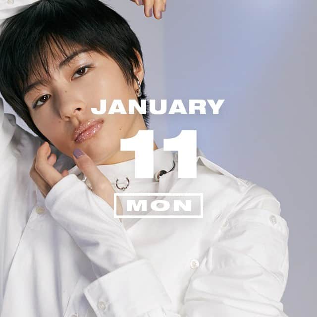 のインスタグラム：「1月11日『塩の日』。幻想的なオールホワイトに身を包み、 #佐久間由衣 が『塩の日』を ファッショナブルに体現。  NYLON.JPでは「365日、毎日がアニバーサリー」をテーマに、ファッショナブルでユニークなスタイリングを毎日提案しているよ！  http://www.nylon.jp/365  MODEL：YUI SAKUMA（PLATINUM PRODUCTION） @YUI_SAKUMA_OFFICIAL  #365anniversary #fashion #makeup #bomdiaeauty #style #今日は何の日 #make #nylonjapan #nylonjp #coordinated #coordinates #ootd #outfi #coordinate #photography #beautiful #photooftheday」