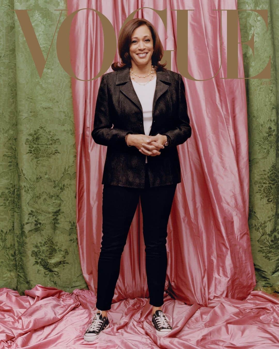 Vogue Runwayさんのインスタグラム写真 - (Vogue RunwayInstagram)「Vice President-elect @kamalaharris is @voguemagazine’s February cover star!   Making history was the first step. Now @kamalaharris has an even more monumental task: to help heal a fractured America—and lead it out of crisis.   At the link in our bio, she speaks to Vogue about how she and President-elect @joebiden will get started. Photographed by @tylersphotos, sittings editor @gabriellak_j, set design by @frau.juliawagner featuring @akasorority1908 colors, written by @aokeowo, Vogue, February 2021」1月11日 0時07分 - voguerunway