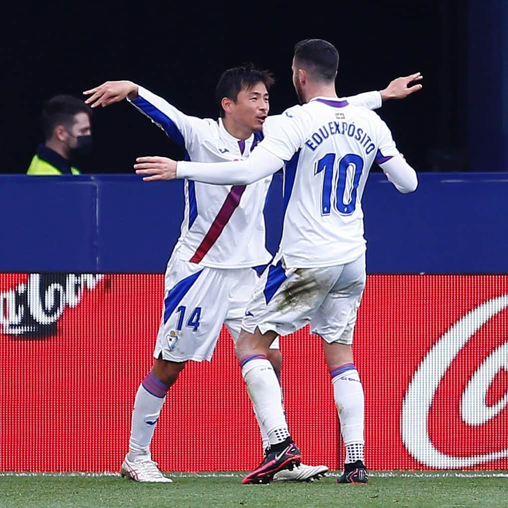 サッカーキングさんのインスタグラム写真 - (サッカーキングInstagram)「. 今季初ゴール  📷Photo by Getty Images  #乾貴士 #takashiinui  #eibar #エイバル  #ラリーガ #LaLiga #football #futbol #サッカー #⚽️ #サッカーキング」1月11日 0時12分 - soccerkingjp