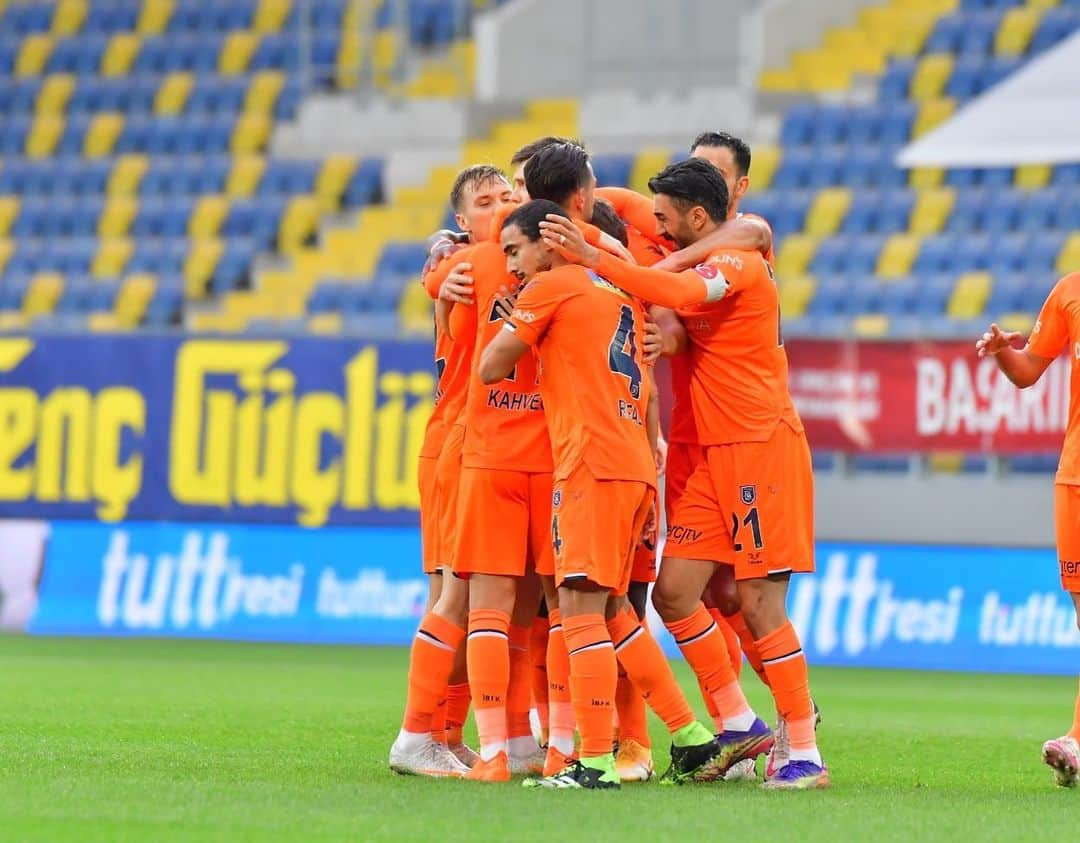 ラファエウ・ペレイラ・ダ・シウヴァのインスタグラム：「If you want to go fast,go alone. If you want to go far, go together. Bravo team 💪💪 @ibfk2014」