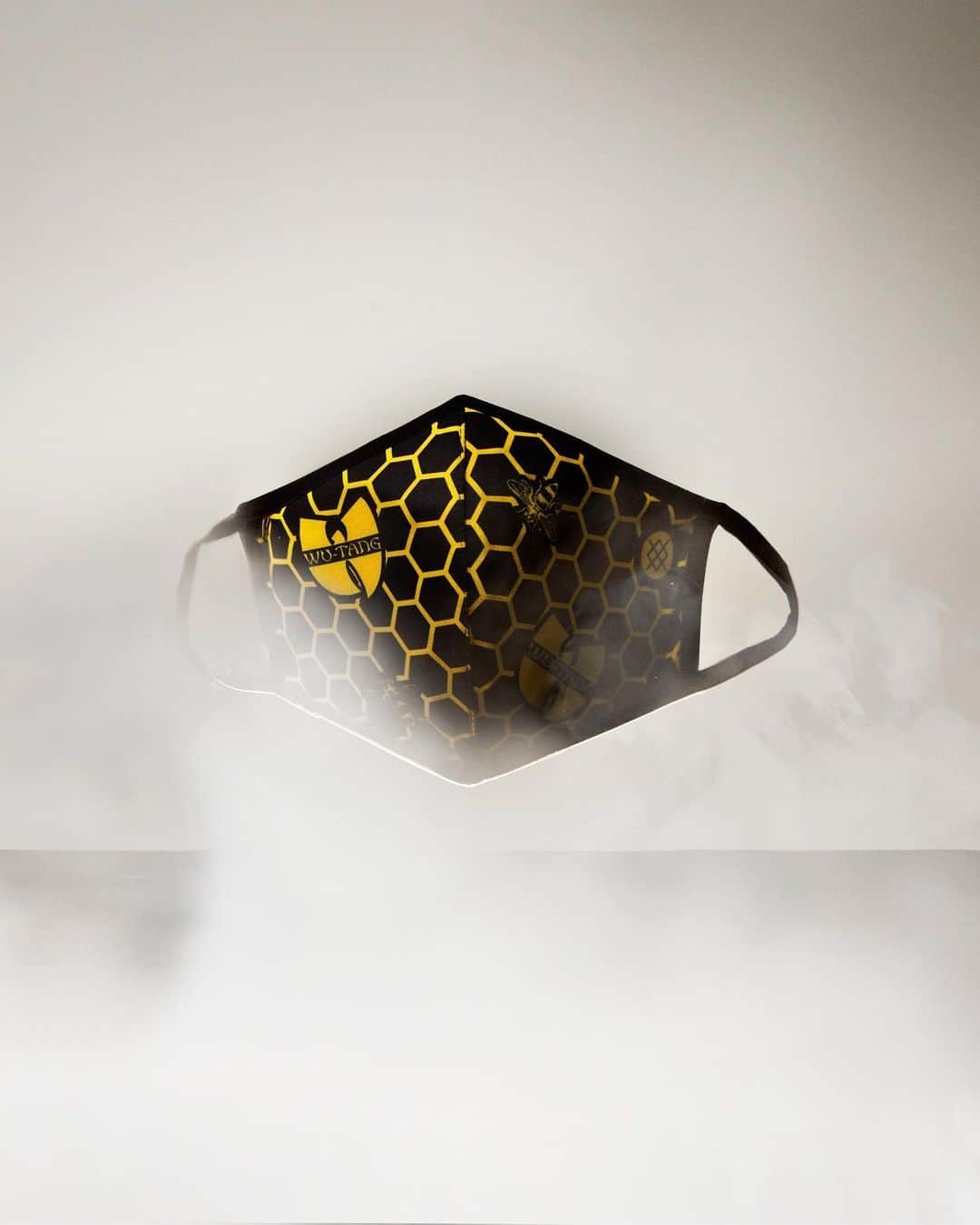 Stanceのインスタグラム：「👐 BRING DA RUCKUS... The WU revolution continues with the addition of Wu-Tang Clan masks. Designs feature the iconic Wu-Tang logo with killer bee and bee hive aesthetics. Available now...link in bio 🐝」