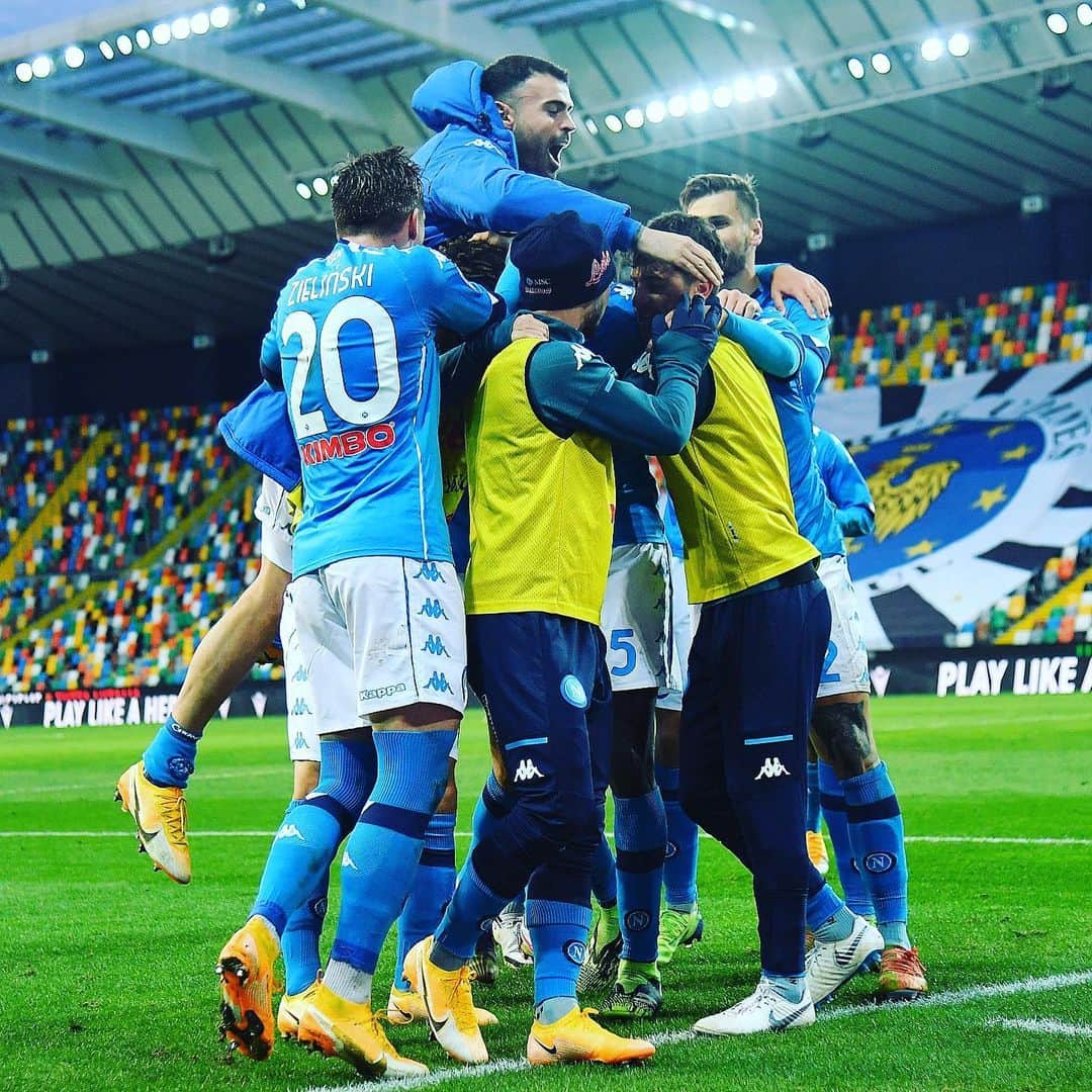 のインスタグラム：「+3. Avanti sulla nostra strada. Forza Napoli 💙」