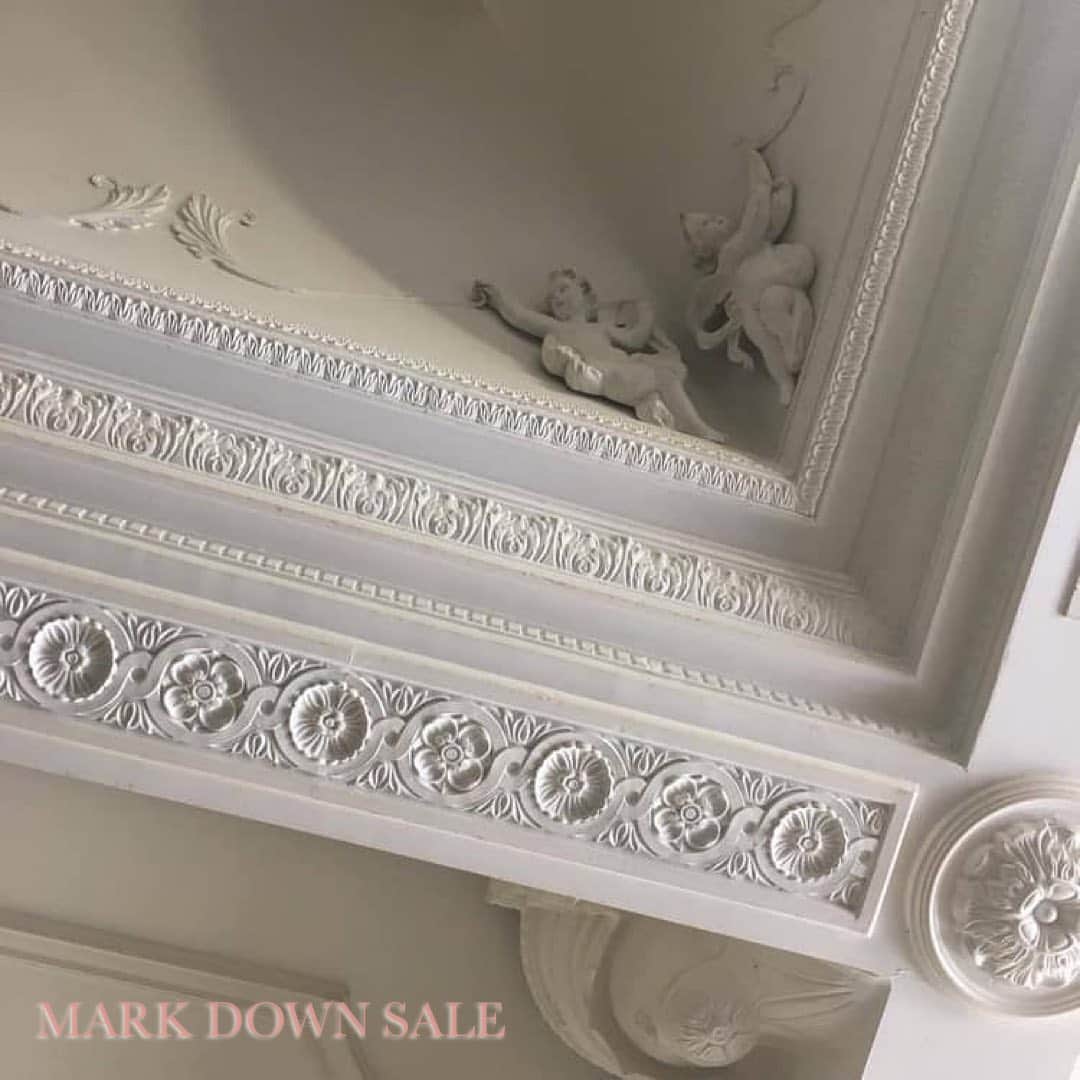 デュラスアンビエントのインスタグラム：「❄️𝐖𝐈𝐍𝐓𝐄𝐑 𝐁𝐀𝐑𝐆𝐀𝐈𝐍❄️ ✔︎AMBIENT ONLINE MAXお買い得なMARK DOWN SALEがスタート📣  ✔︎直営店舗 セールアイテム2点以上お買い上げで なんと全て50%OFFとなるスペシャルイベントを1/31(日)まで開催中です🛒🛍 LINEでのご注文も是非ご利用ください🤍  _____________________________________ www.ambient-online.com @ambientofficial @ambient_ariake @ambient_yurakucho @ambient.opa #アンビエント#ambient_official」