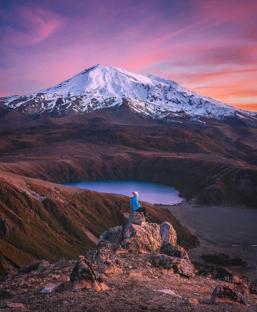 Wonderful Placesさんのインスタグラム写真 - (Wonderful PlacesInstagram)「Tongariro National Park - New Zealand ✨💜💜💜✨ . 📷 by ✨✨@rachstewartnz✨✨ #wonderful_places for a feature 💜」1月11日 11時52分 - wonderful_places