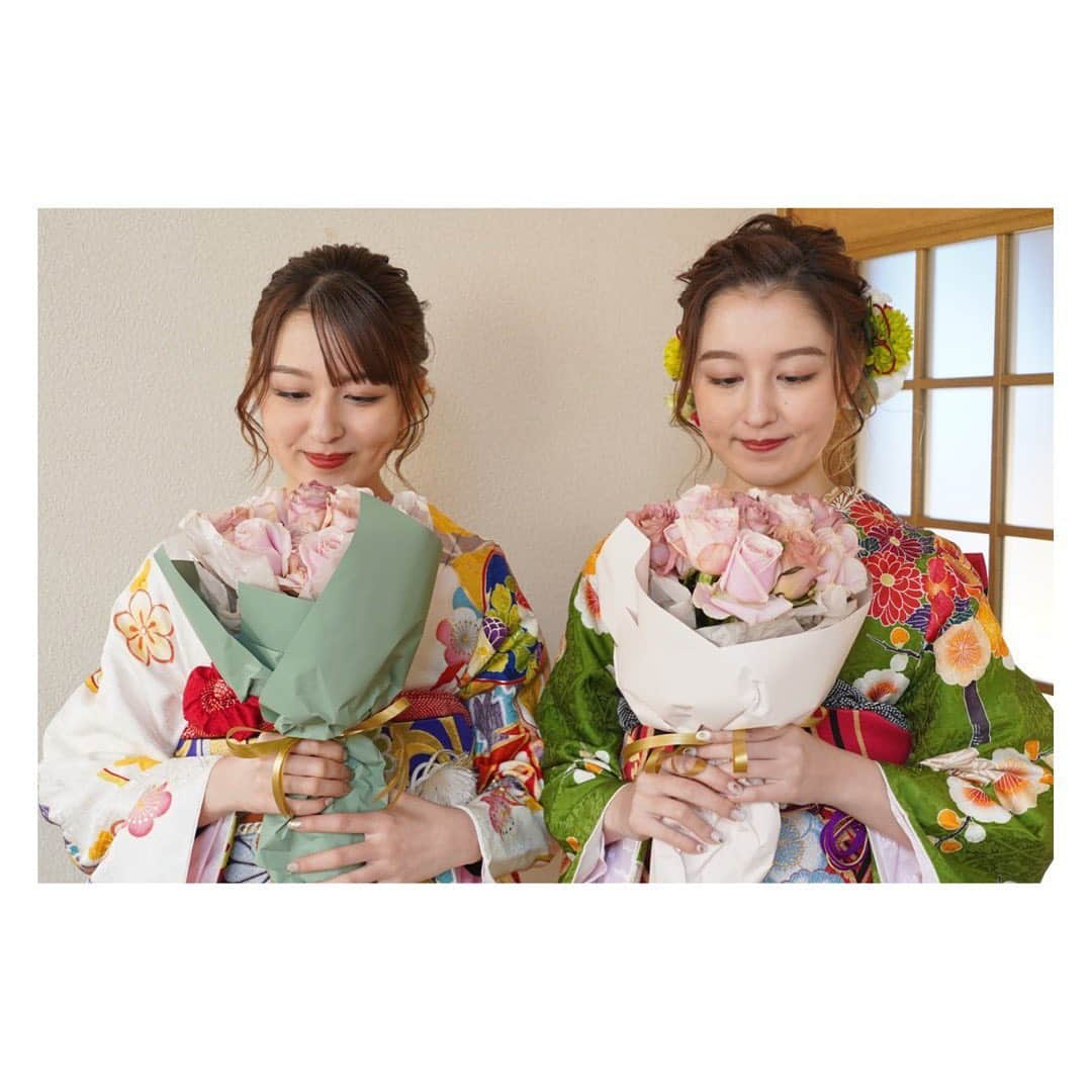 りかりこさんのインスタグラム写真 - (りかりこInstagram)「. 新成人の皆さん おめでとうございます㊗️ りかりこも無事に 大人の仲間入りをしました！ 立派な大人に、そして もっともっと活躍できる様に 頑張っていきます🤍 いつも応援ありがとうございます💐 これからもよろしくお願いします！ #りかりこ #新成人 #成人式 #成人式ヘア #振袖 #振袖ヘア #双子 #2021 #成人 #twins #japan」1月11日 12時07分 - rikariko_official