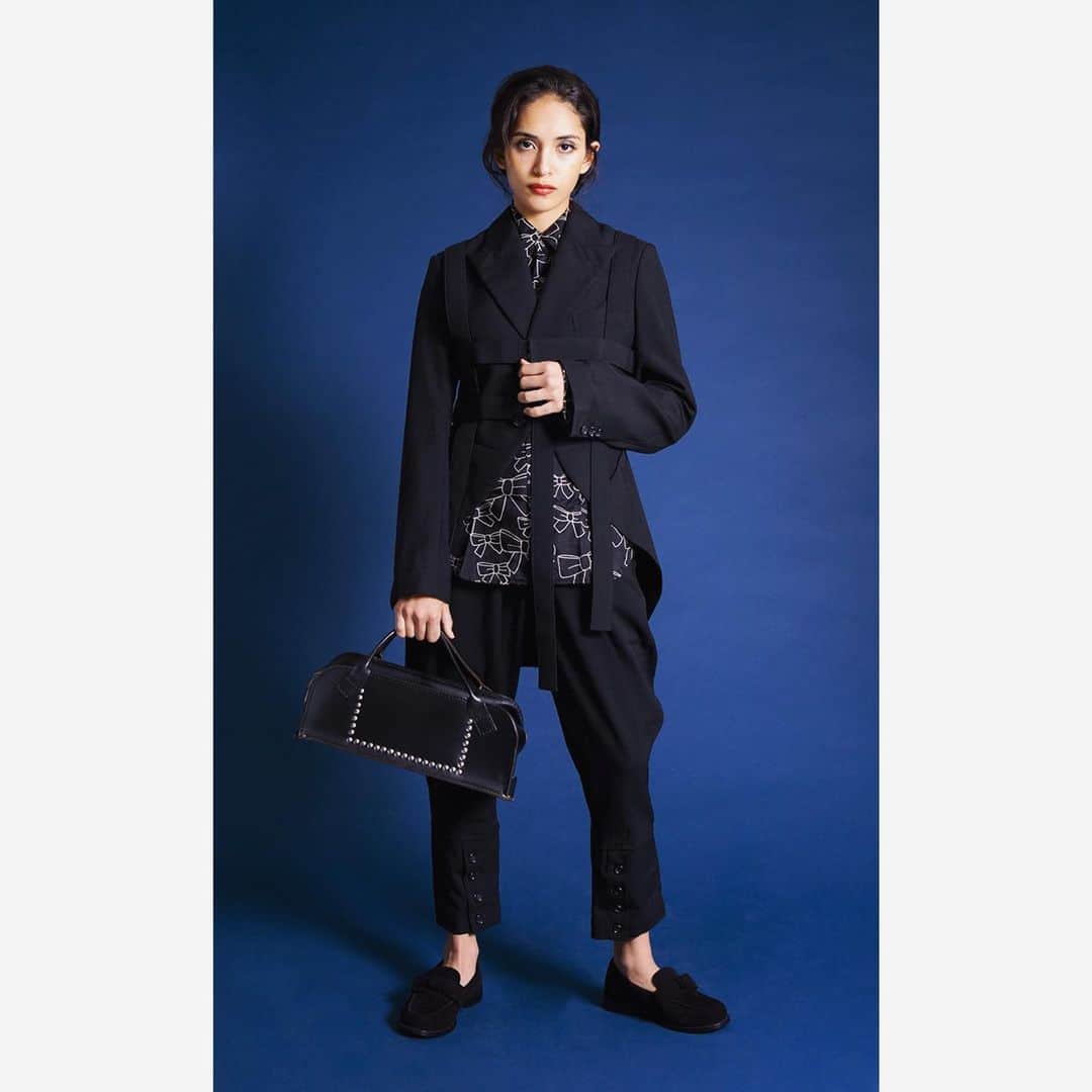 playfulさんのインスタグラム写真 - (playfulInstagram)「styling 【No.1418】 #commedesgarcons  #robedechambrecommedesgarcons  https://www.playful-dc.com/p_styling/stylings/details1418.html  #コムデギャルソン #ローブドシャンブルコムデギャルソン  #古着 #ユーズド #DCブランド  #撮影代行 #商品撮影 #広告写真 #お洒落さんと繋がりたい #shooting #follow #fashion #playful #used #instapic #instafollow #instagood #instafashion #ootd #outfit#styling #commedesgarconshommeplus #commedesgarçons  #junyawatanabecommedesgarcons」1月11日 12時40分 - playful_dc