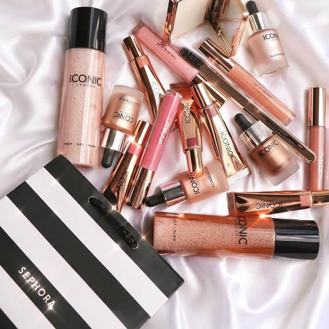 セフォラさんのインスタグラム写真 - (セフォラInstagram)「From our friends at @iconic.london: Which ICONIC products are you filling your Sephora bags with?! ✨ Shop our shimmering, sparkling, glistening and glowing best-sellers at Sephora US right now! ⭐️  Iconic London Prep Set Glow Hydrating Spray  Iconic London Illuminator Liquid Highlight  Iconic London Sheer Cream Blush  Iconic London Lustre Lip Oil」1月11日 4時03分 - sephora