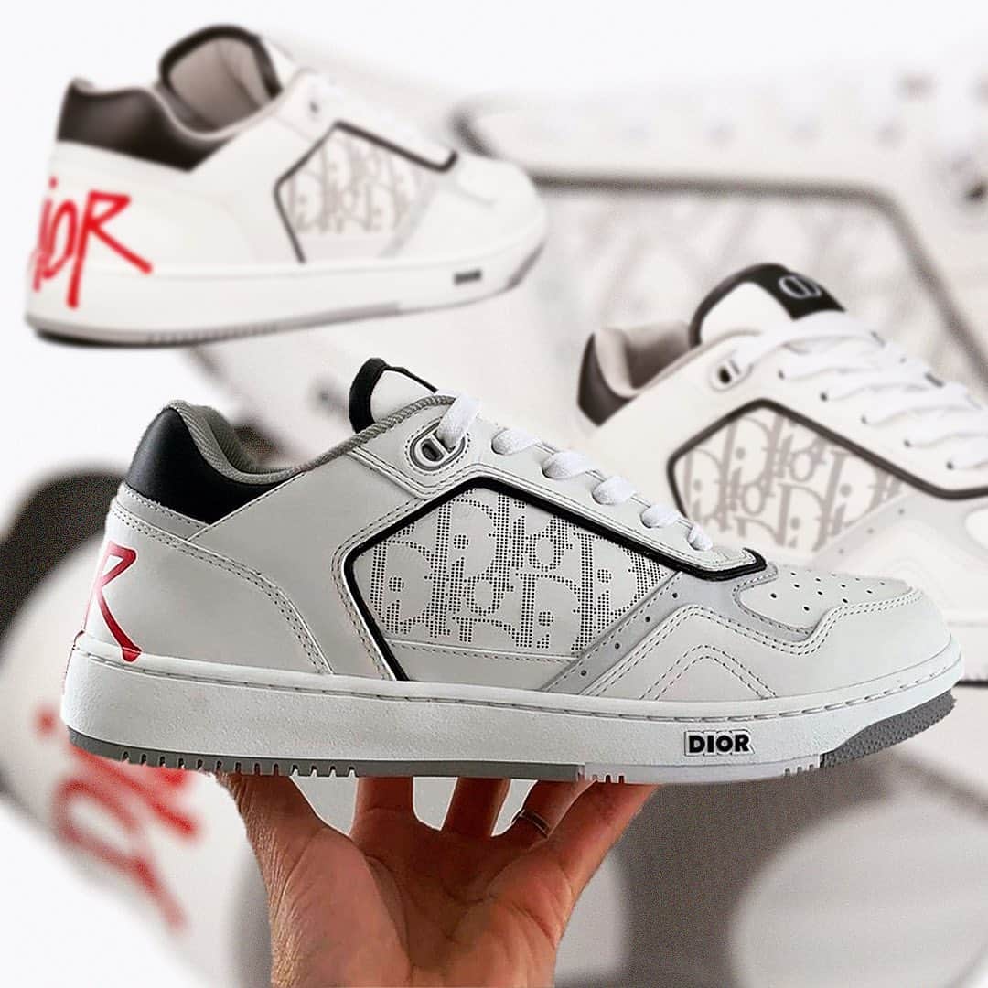 shoes ????さんのインスタグラム写真 - (shoes ????Instagram)「Another nod to iconic streetwear from one of luxury fashion’s biggest design house. This is the latest sneaker in the @shawnstussy x @dior collab, the B27. 🔌 Are we feeling this look?👇   #sneakers #sneakernews #nicekicks #stussy #supreme #yeezy #kicksonfire #sneakerheads #highsnobiety #hypebeast #sneakersnstuff #hypebeastkicks」1月11日 5時09分 - shoes