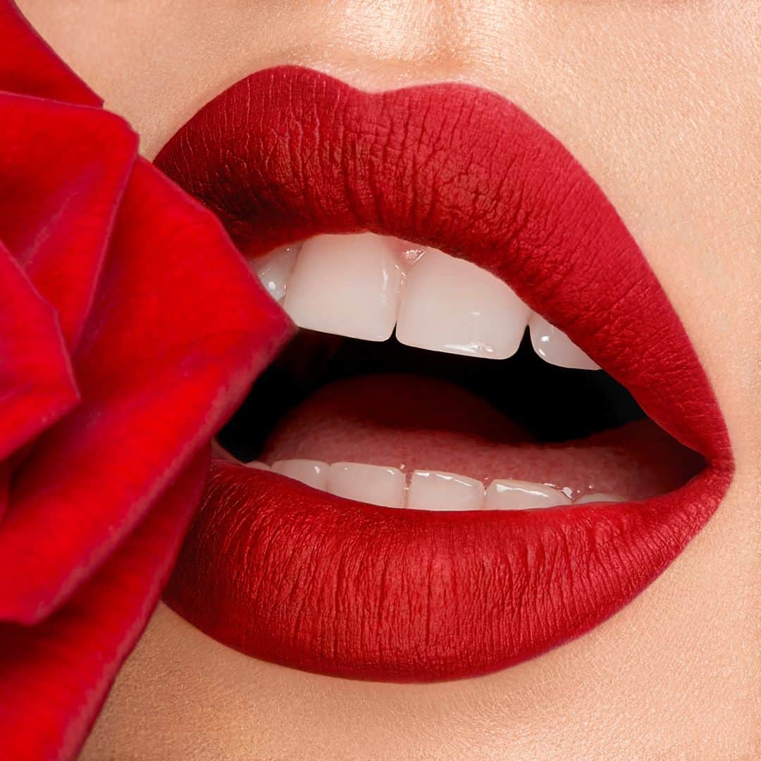 KIKO MILANOさんのインスタグラム写真 - (KIKO MILANOInstagram)「Shop these new #KIKORayOfLove shades for a long-lasting, kiss-proof #liplook and a sensual smile! 💗  Long Lasting Lip Liner 07 - Long Lasting Lip Stylo 07」1月11日 5時15分 - kikomilano