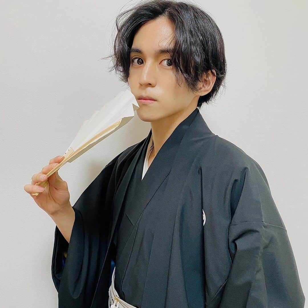 BUZZ-ER.のインスタグラム：「2021新春✨ 袴姿のKOHEY📷 @buzzer_kohey  #成人の日　 新成人の皆様 おめでとうございます！🎉㊗️」