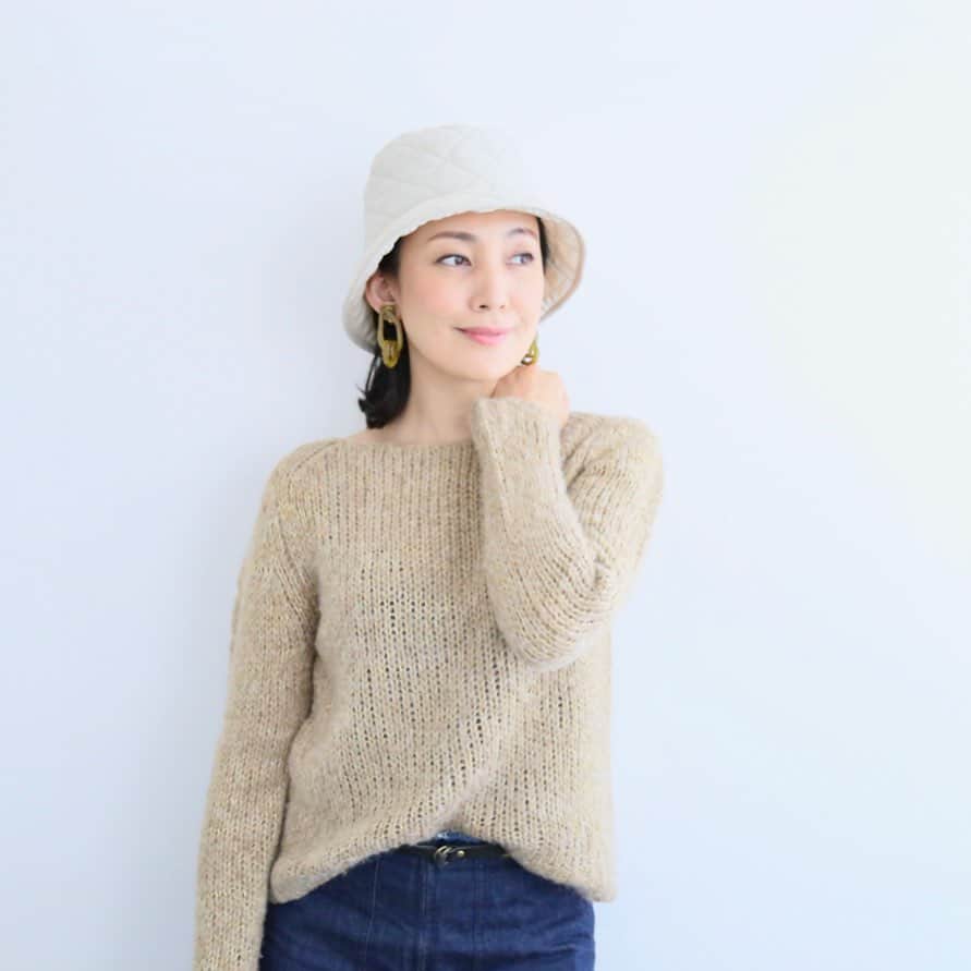 田中美里さんのインスタグラム写真 - (田中美里Instagram)「以前に撮影した jin no beat shite cassieの写真。 最近、 寒さが増してきたので、、 まだ載せていなかったものを 載せていこうかと、、、。  オリジナルキルトで作ったハット。 あったかいからよく被ります。  photo by fujiko  #ジンノビートシテカッシ  #hat #帽子 #オリジナルキルト #yaokichi   #earrings  #ピーチェ」1月11日 13時00分 - misatotanaka77