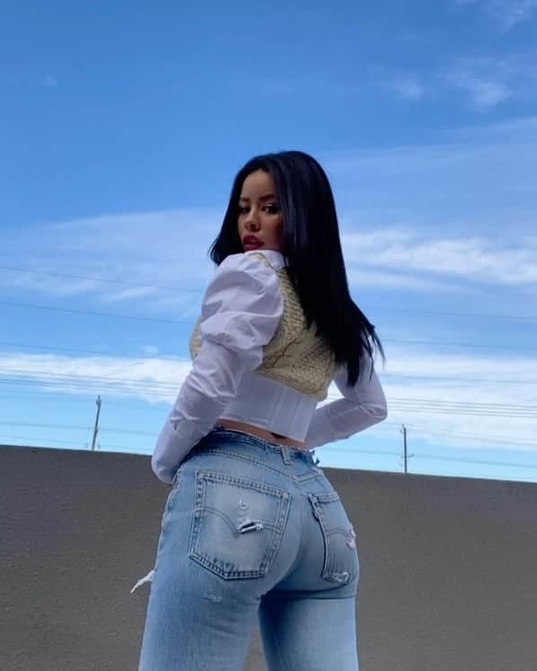 シエラ・ラミレスのインスタグラム：「wait...can we start the weekend over again? i wasn’t ready」