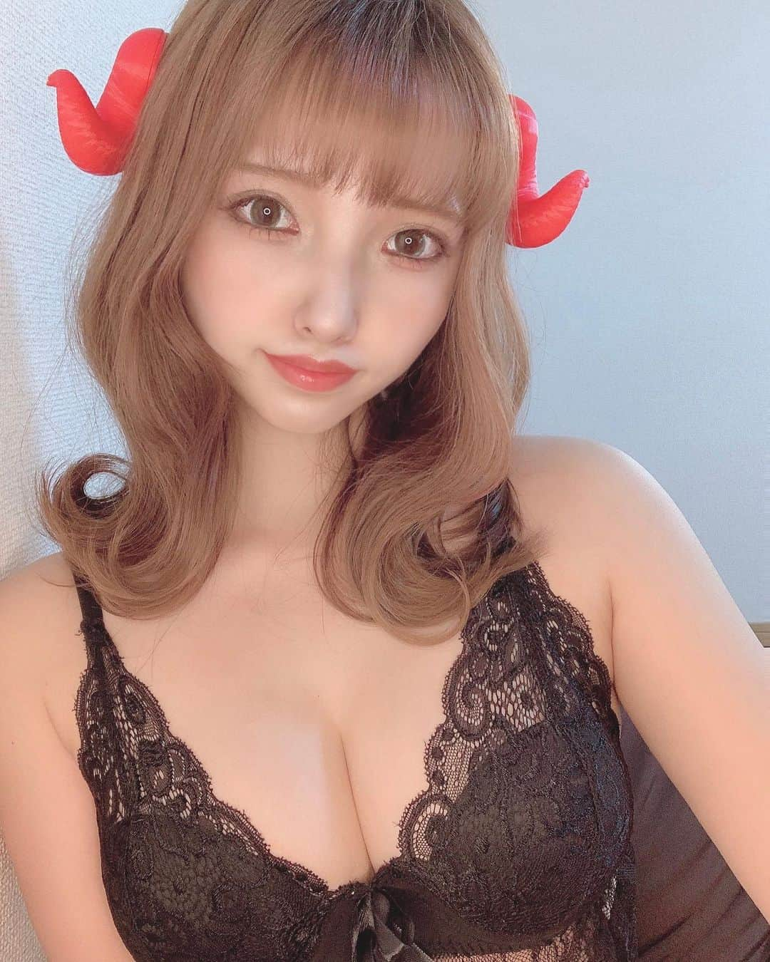 此雲ぽれさんのインスタグラム写真 - (此雲ぽれInstagram)「﻿ ♡♡♡﻿ ﻿ ﻿ サキュバス˙˚ʚ😈ɞ˚˙﻿ ﻿ ﻿ #portrait #自撮り女子 #自撮り界隈 #自撮り界隈の人と繋がりたい #selfie #セルフィー女子 ﻿ ﻿ ♡♡♡﻿  ﻿ ﻿」1月11日 8時43分 - pore_kogumo_x