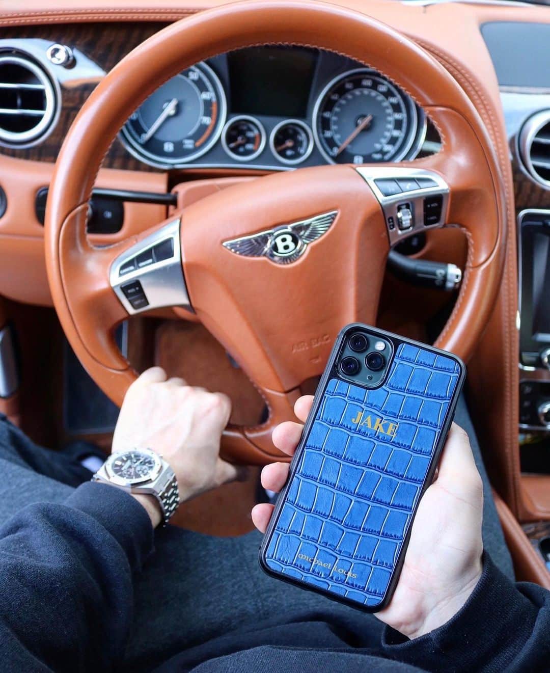 Style Fashion Luxuryのインスタグラム：「Blue Croc 🐊 @michaellouisny  Personalize your own complimentary at MichaelLouis.com」