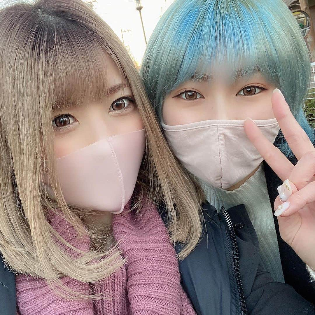 上矢えり奈さんのインスタグラム写真 - (上矢えり奈Instagram)「＊-＊-＊-＊-＊-＊-＊-＊. . 初詣だよん⛩ 初めて行った神社！！ おみくじは、中吉でした😘. . erina. . ＊-＊-＊-＊-＊-＊-＊-＊. . #初詣　#府中　#大國魂神社  #上矢えり奈　#おみくじは神社ごとに引く主義」1月11日 10時14分 - k.erinyann