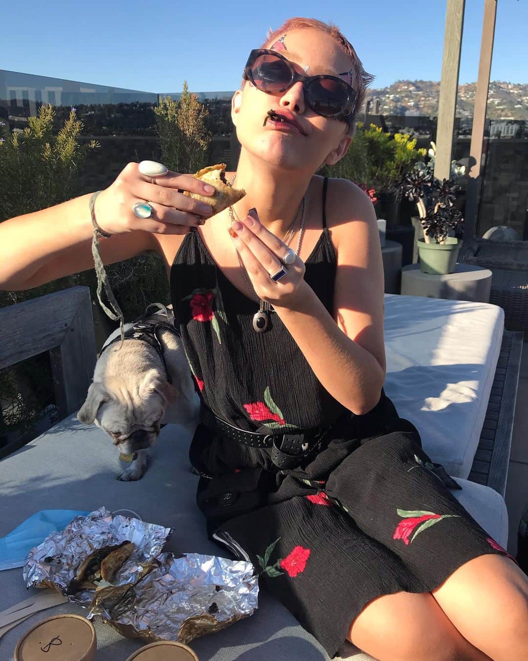グレース・ヴァンダーウォールのインスタグラム：「1/10/21」