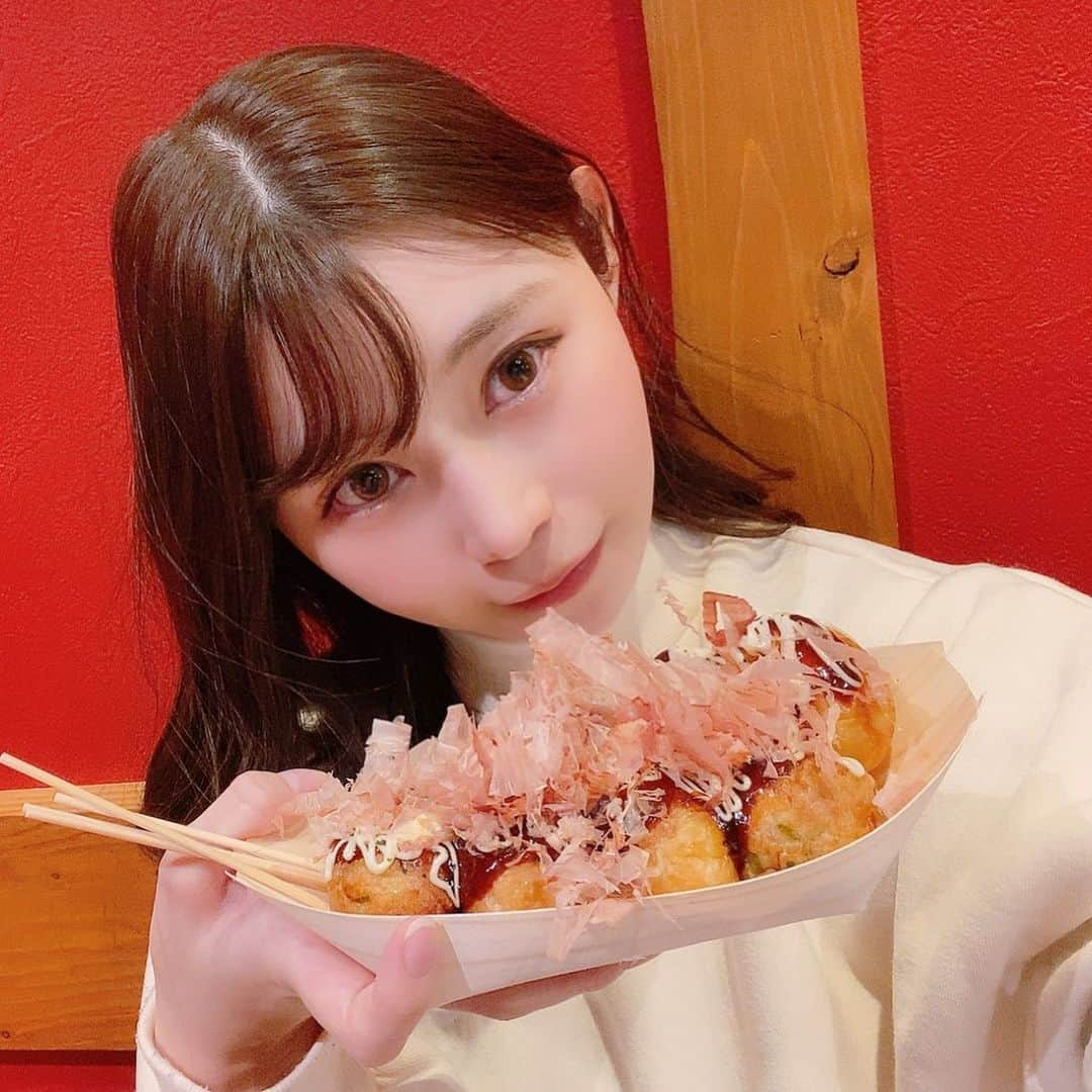 二見れいさんのインスタグラム写真 - (二見れいInstagram)「大阪満喫🐙  #大阪グルメ #大阪 #大阪旅行 #たこ焼き #av女優」1月11日 11時11分 - futamirei_all