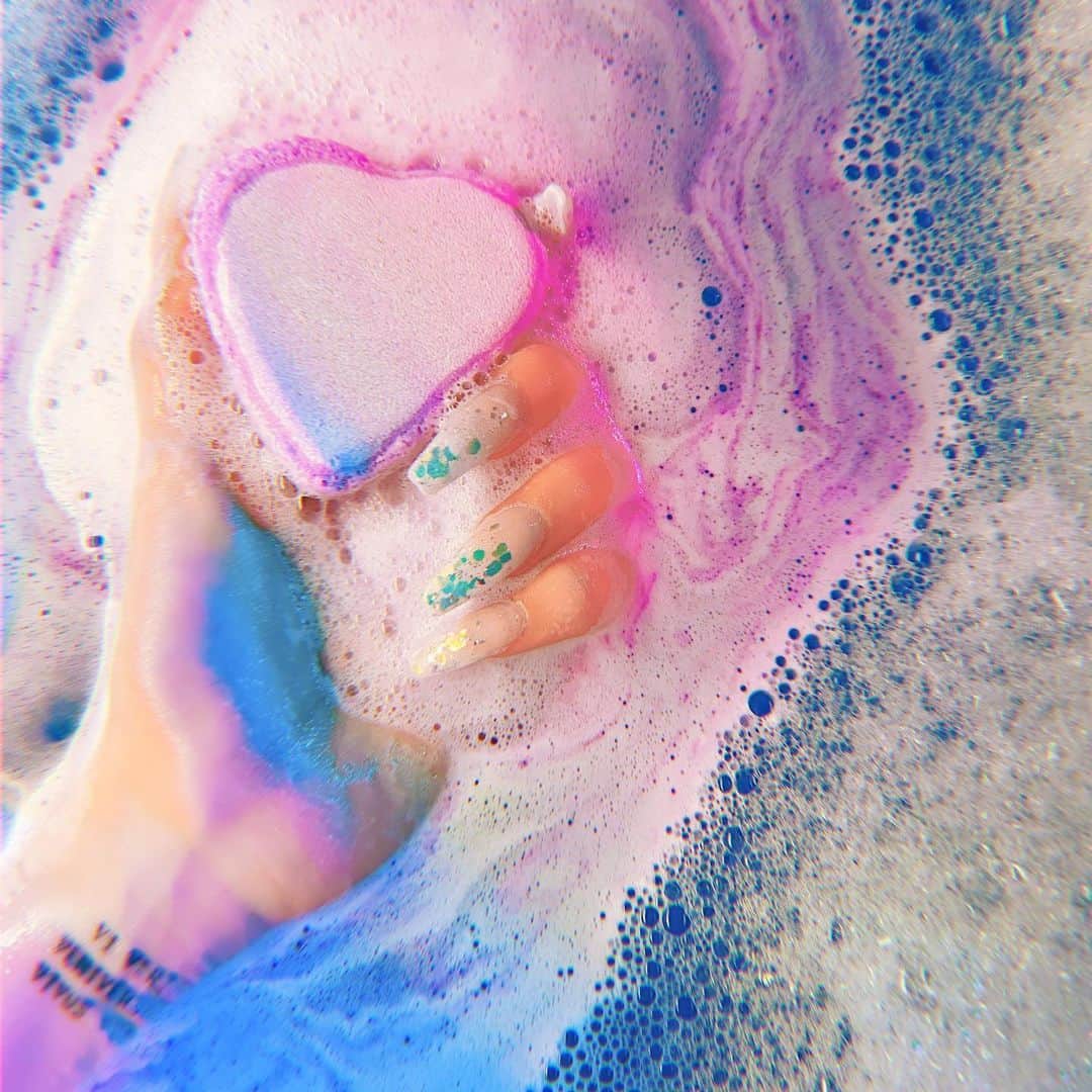 ポニーのインスタグラム：「𝒯𝒽𝑒𝓇𝒶𝓅𝓎🧼」