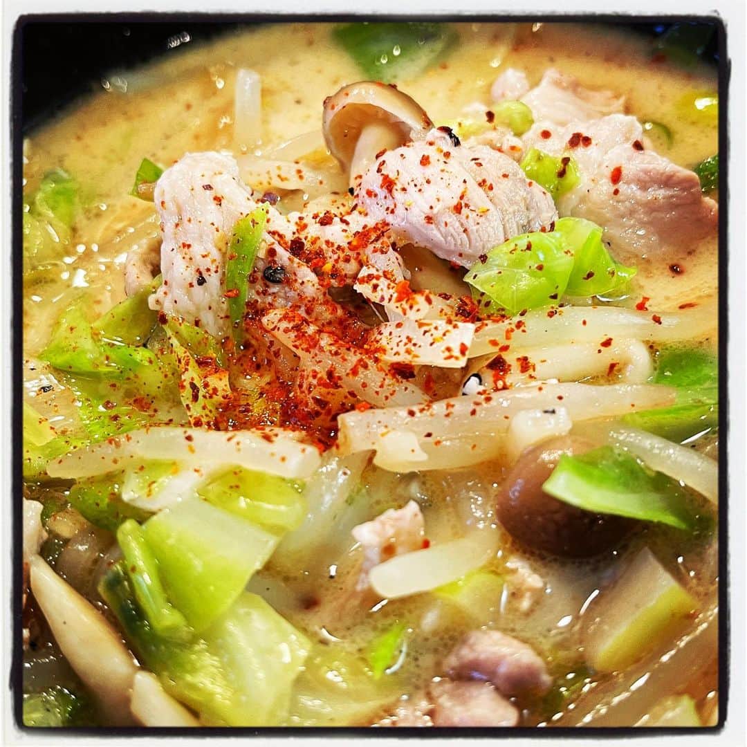 浅岡雄也さんのインスタグラム写真 - (浅岡雄也Instagram)「昼飯。」1月11日 21時24分 - uyax_asaoka