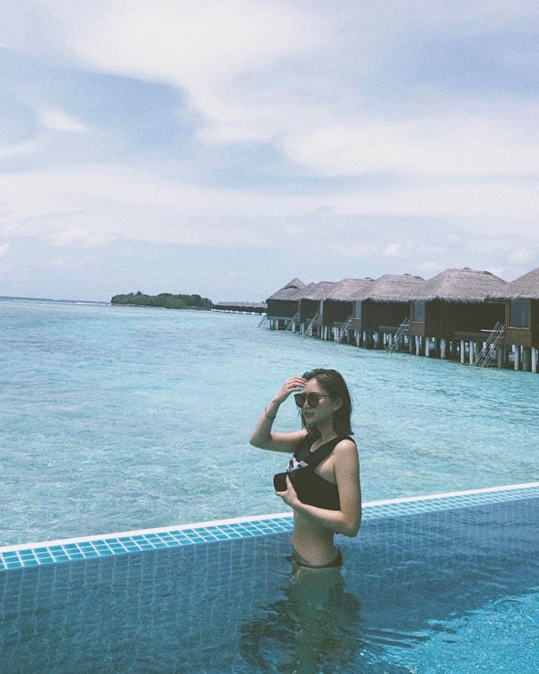 杉本美穂さんのインスタグラム写真 - (杉本美穂Instagram)「・ ・ 部屋からそのまま海飛び込めるの最高だったなぁ🌴🇲🇻 #maldives」1月11日 21時29分 - sgmt_miho