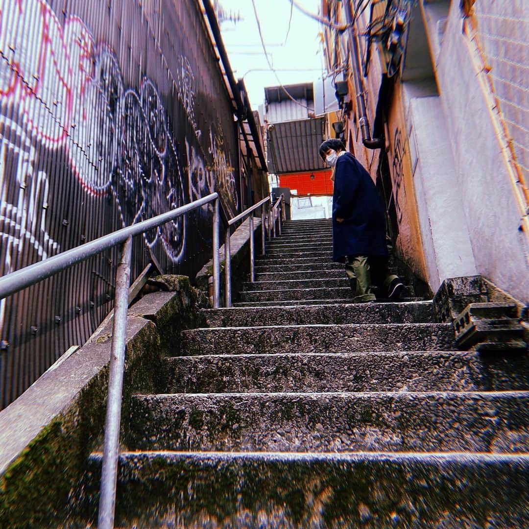 のインスタグラム：「あけましておめでとうございます。 今年はインスタグラマーとして写真をもっとあげていきたいと思います。 #さんだる #おしゃれ #おもしろ荘 #おもしろ宗 #ホリプロ #ホリプロコム」