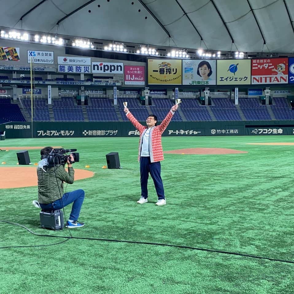 山里亮太のインスタグラム：「なんて贅沢な！ やっぱりよさこいはいい！ まだまだでしたが一生懸命踊らせてもらいました。 直前まで教えてくださった天空しなと屋しんの踊り子さんもありがとうございました！ 見守ってくれたみんよさのメンバーも！ キャイ〜ンさんも！  次はみんなで高知で、そして、またこの東京ドームで！ #みんなでよさこい  #ふるさと祭り東京2021  #ふるさと祭り東京2021オンライン」