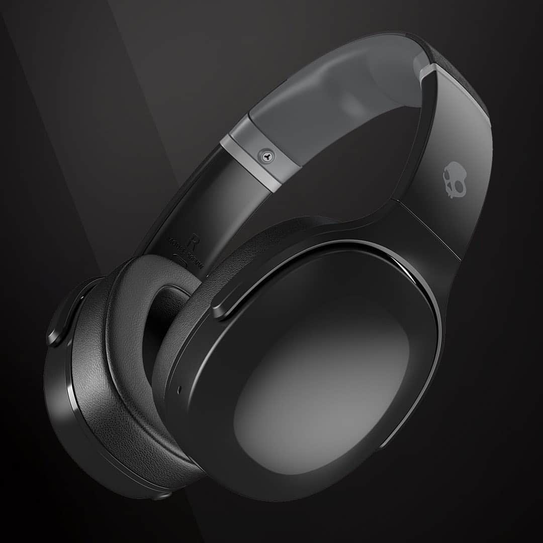 Skullcandy Japanさんのインスタグラム写真 - (Skullcandy JapanInstagram)「Crusher Evo Black💀VGP2021 金賞🥇✨  プロのオーディオ専門家も認める臨場感MAX振動するヘッドホン✨Crusher Evoについて👇  ・サブウーファー搭載 ・アプリで聴力を測定し最適化 ・最長40時間バッテリー + 急速充電 ・マイク内蔵、通話、選曲、音量調整 ・落としても探せるTile搭載 + お洒落💀  2021福袋でCrusher Evoをゲットしよう✨コーチジャケット付き✨タップ先へ！  #FeelSkullcandy #CrusherEvo #スカルキャンディー」1月11日 13時29分 - skullcandyjapan
