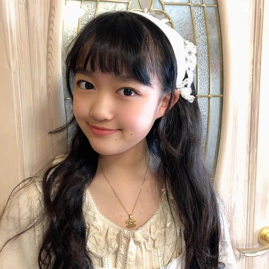 のインスタグラム：「❤︎ 三連休は自粛だから みなさんのんびりできたかな？ ❤︎ ねねとももはクッキーを作ったりしたよ。 ②枚目はサメのクッキー🦈 ❤︎ ❤︎ #高梨ねね #高梨もも #タレント #アイドル #モデル #シブサン #シブサンプロジェクト #shibu3project #いいね返し #コメント返し」