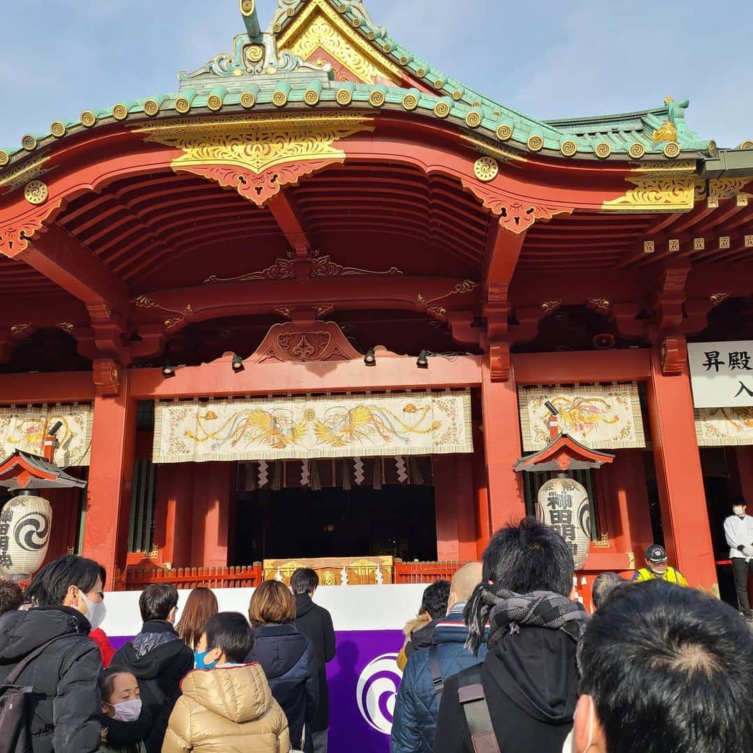 森川亮のインスタグラム：「神田明神行ってきました。今年は成長の年にします！ #神田明神　#熊手」