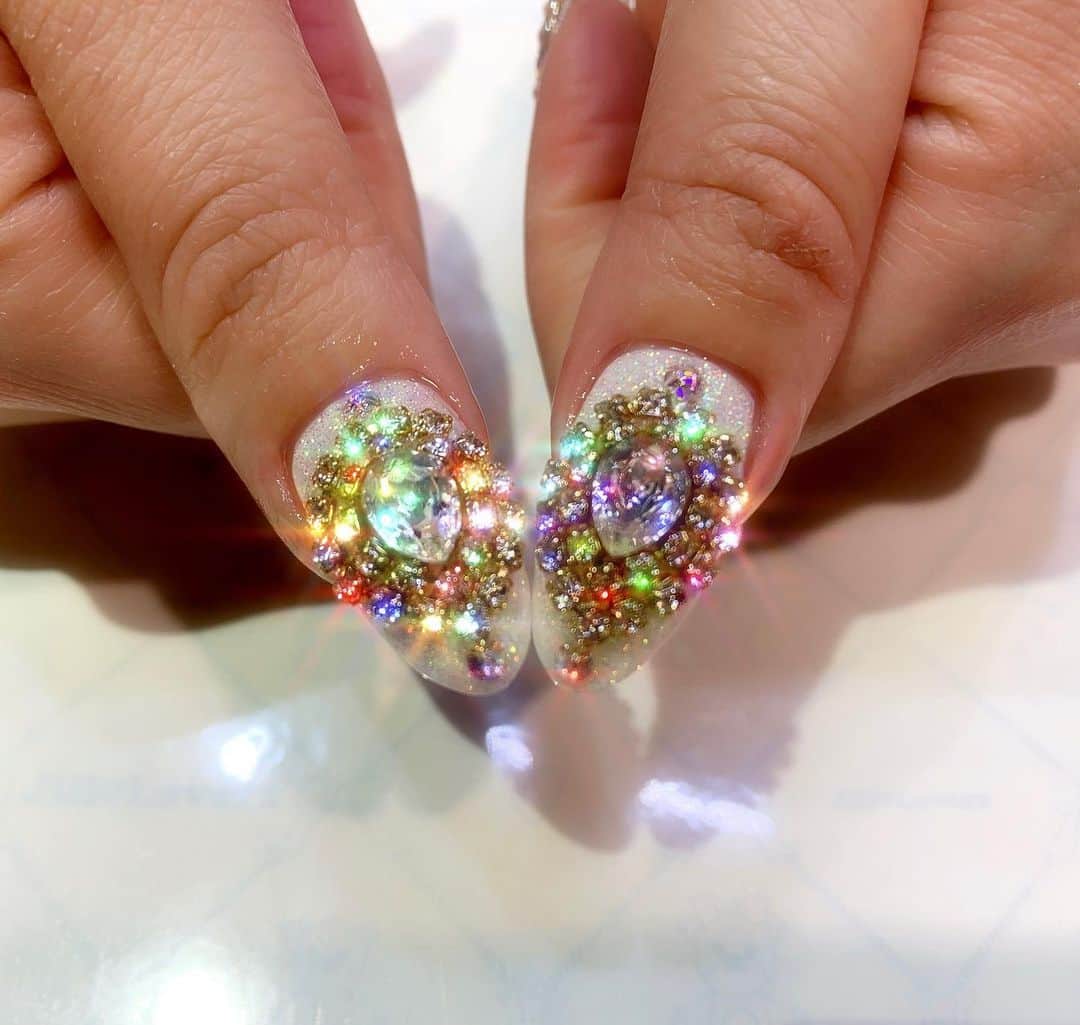 mamijinguのインスタグラム：「💎  #jillandlovers #nail #nailart #paragel #gelneil#gel #ネイル #ネイルアート #me #look #love #かわいい」
